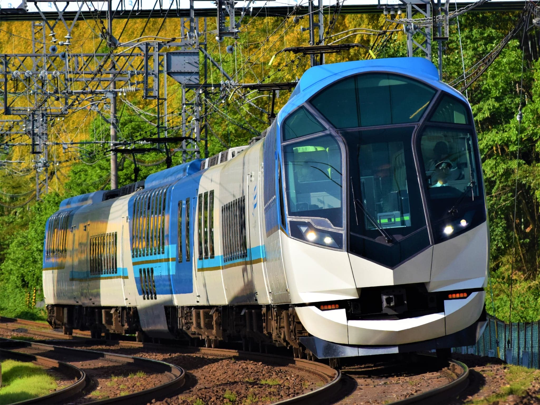 Journey to Japan's Sacred Coast: Discovering Ise-Shima Aboard the Shimakaze Limited Express