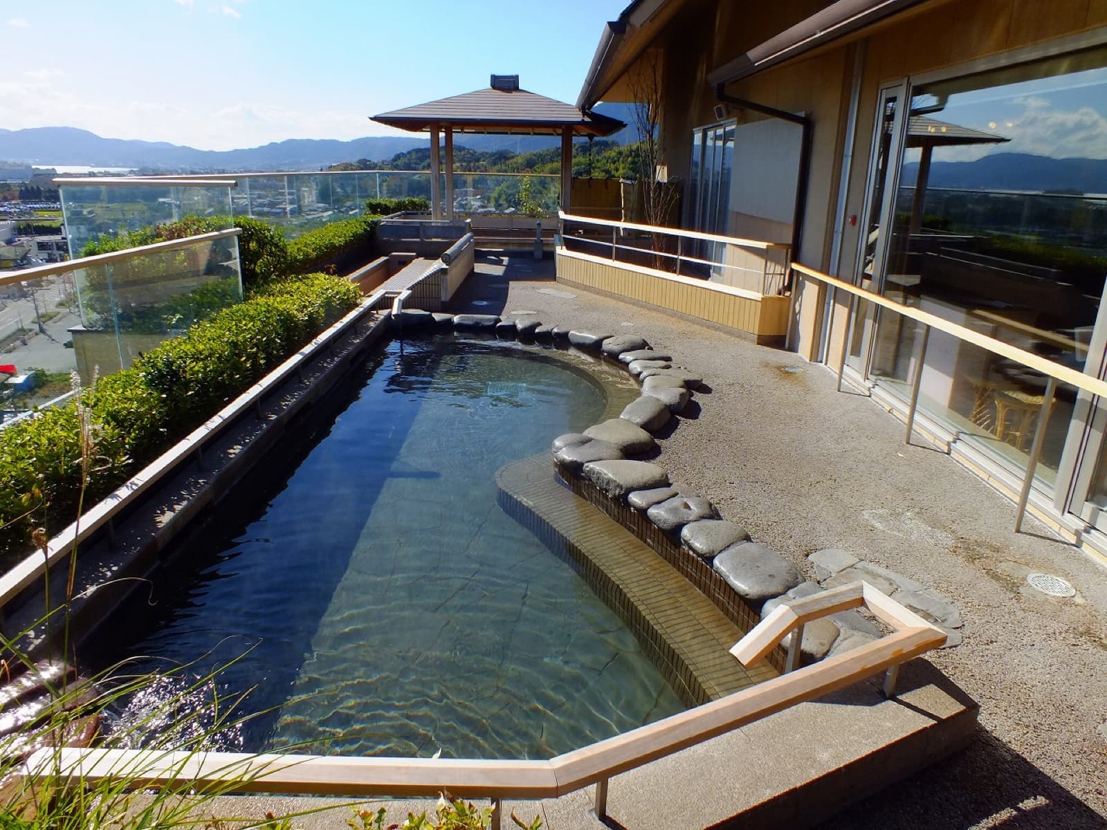 Japan Onsen Etiquette: A Practical Guide for First-Timers (Including Tattoos)