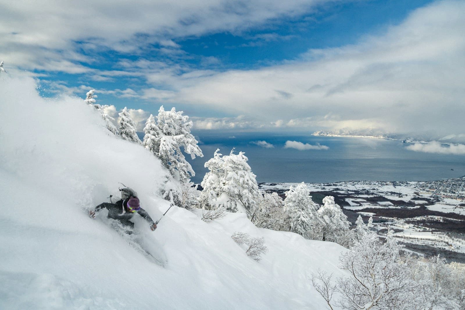 Japan Ski Season 2026-27: A Practical Niseko & Hakuba Powder Guide for Self-Guided Travelers